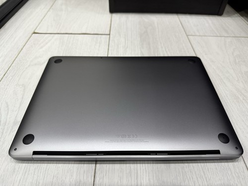 Apple MacBook Pro 13.3” Retina 2022 512GB SSD 24GB Ram 8C CPU 10C GPU M2 - Grey - Picture 10 of 19