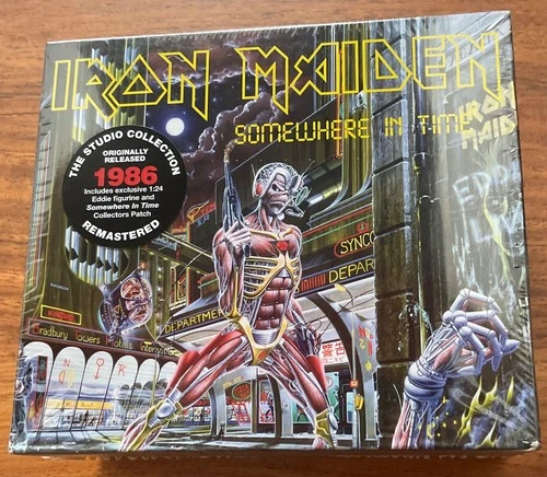 CD - IRON MAIDEN - Somewhere in time + Figurine et Patch - Coffret