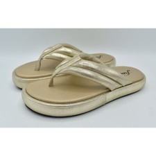 Free People Womens Size EUR 37 US 7 Wonderland Gold Thong Sandals Shoes