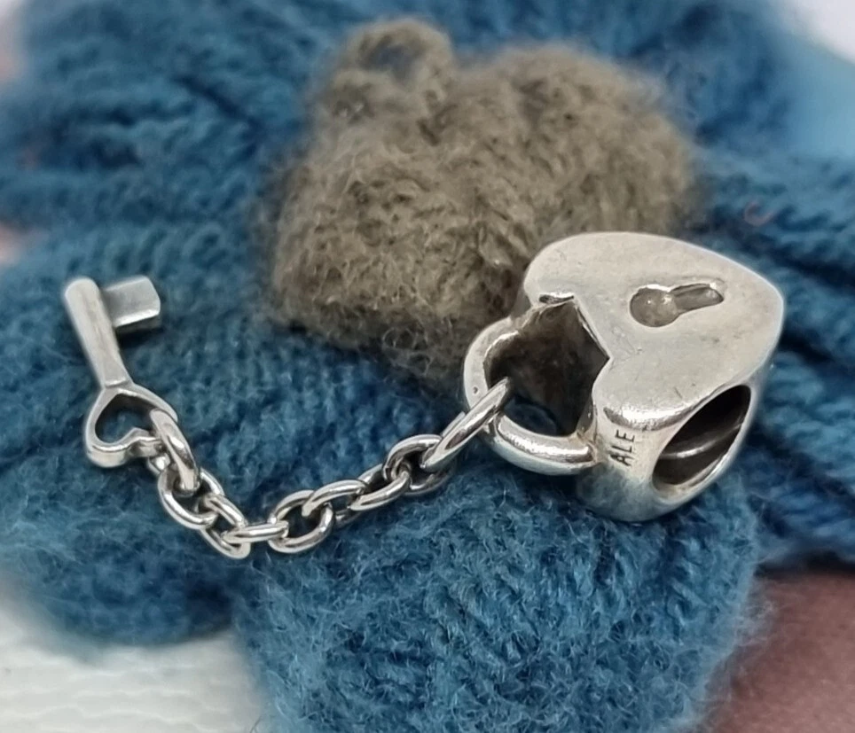 Pandora key to shop my heart charm