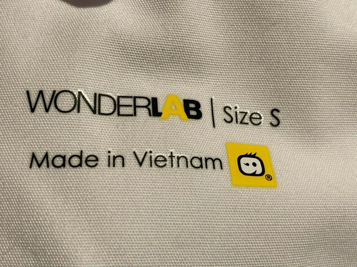 Wonderlab Size Small, Long Sleeve, Button Up Lab Coat/Jacket, White