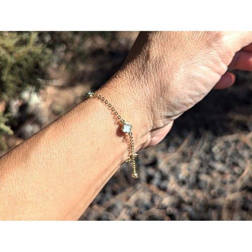 Women's 14k Gold Mother of pearo Mini Clover Bracelet Adjustable Sz 6.5-7.25in** - Picture 8 of 10