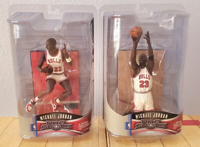UPPER DECK AIR MICHAEL JORDAN PRO SHOTS ACTION FIGURE I AND UPPER DECK AIR MICHAEL JORDAN PRO SHOTS ACTION FIGURE I AND