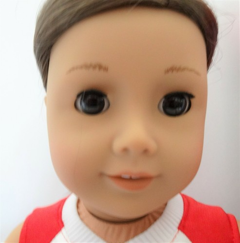 American Girl DOLL # 59 TRULY ME - BROWN HAIR + SHOOTING STAR BASKETBALL OUTFIT - Picture 3 of 4