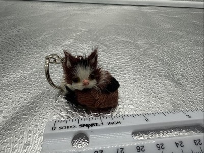 Vintage Cat w/ Rabbit Fur Glass Eyes 1.5'' Miniature Figurine Keychain Realistic