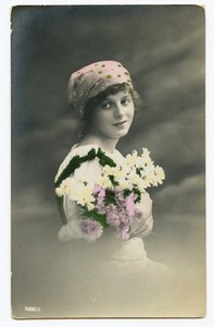 1910s Glamor Glamour PRETTY YOUNG LADY Woman photo postcard