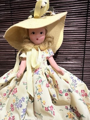 #191 A Flower Girl for May Frozen Leg Nancy Ann Storybook Dolls