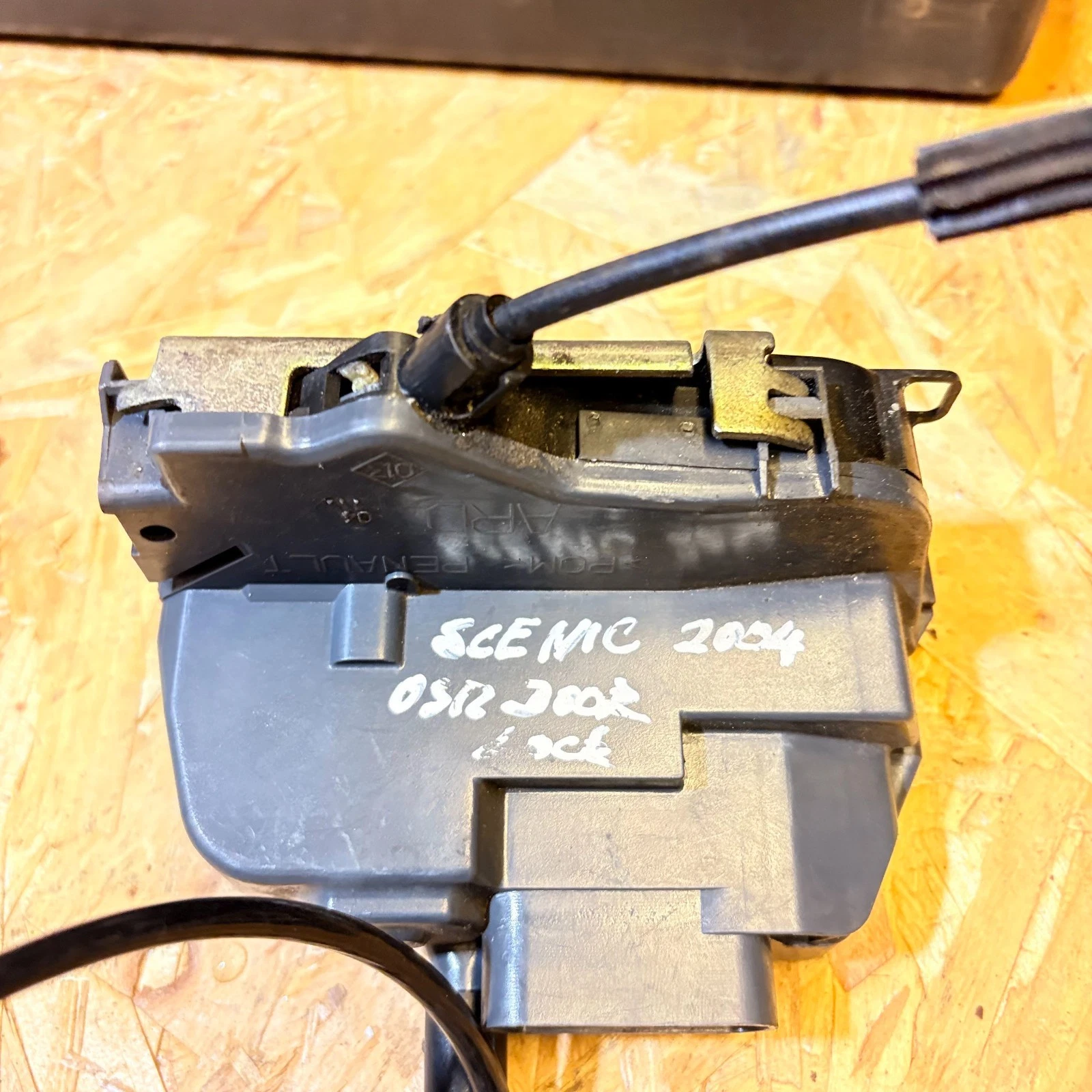 Renault branded rear right door lock module and Bowden cables actual listing photo