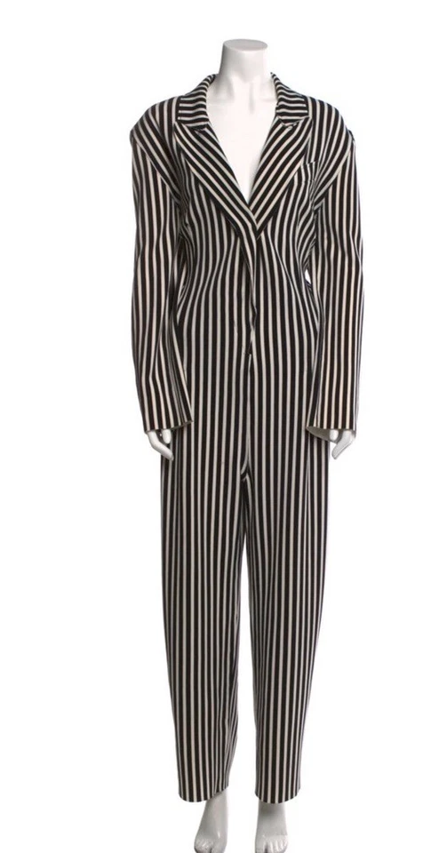 Mono Norma Kamali a Rayas Cuello en V Talla L $450 Foto 2 de 4