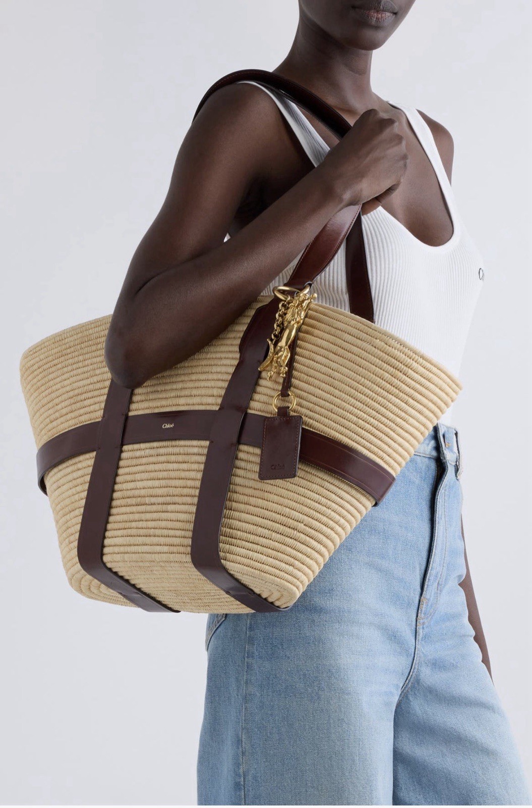 NEW CHLOE LARGE BASKET SUMMER STRAW TOTE With Charm Rare Chloé Kerala straw tote image 2