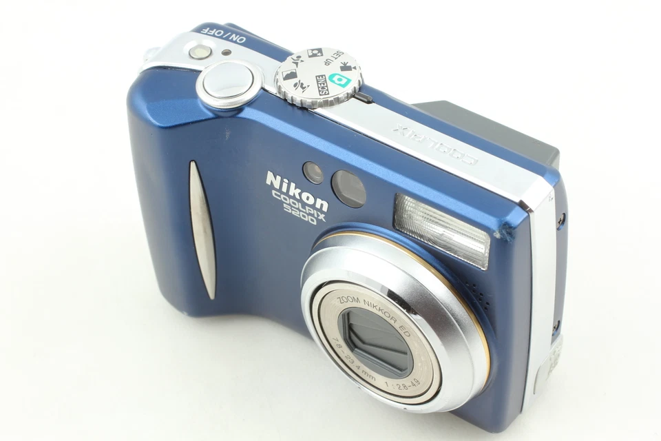 [Near MINT+++ in Box] Nikon Coolpix 5200 Blue 5.1MP Compact Digital Camera - Image 4 of 4