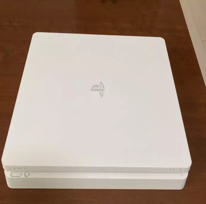 Sony PlayStation 4 PS4 Slim CUH-2100A White Game Console Full Set Japan F/S