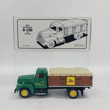Vtg 1995 First Gear 1957 International R-190 With Grain Body Dekalb Genetics
