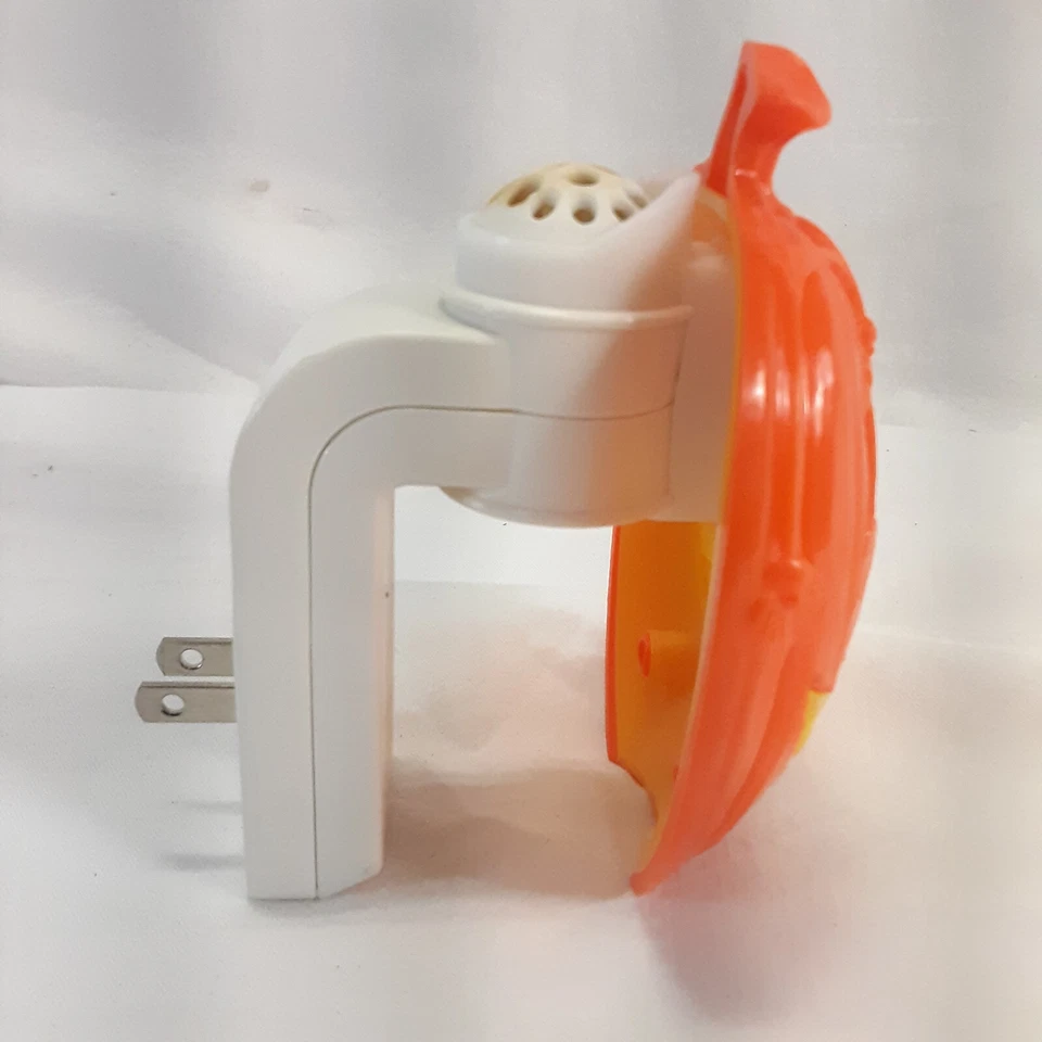 Slatkin & Co. Light-Up Wallflower Plug Pumpkin Jack-o-Lantern Fragrance Diffuser - Image 3 of 4