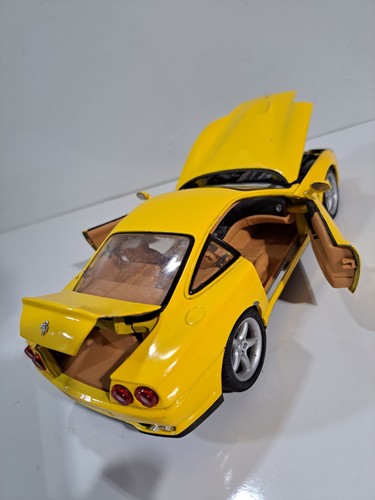 Maisto 1:18 Scale Die Cast Ferrari 550 Maranello Supercar - Picture 8 of 12