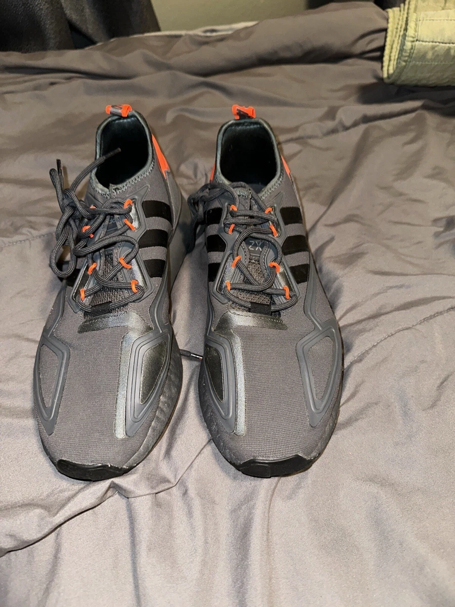 Preços baixos em Adidas ZX 2K Boost Grey Solar Red | eBay