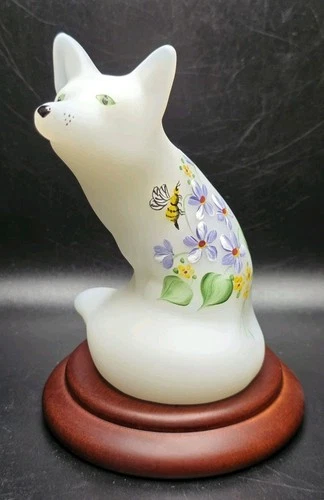 Fenton Fox White Glass Figurine Handpainted Violets & Bumblebees 50 Of 98