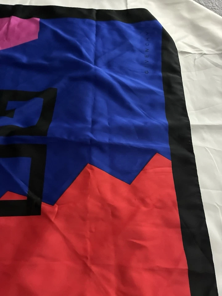 Bufanda de regalo perfume vintage GIVENCHY años 80 alta costura bloque de color 34” X 34” Italia Foto 3 de 4