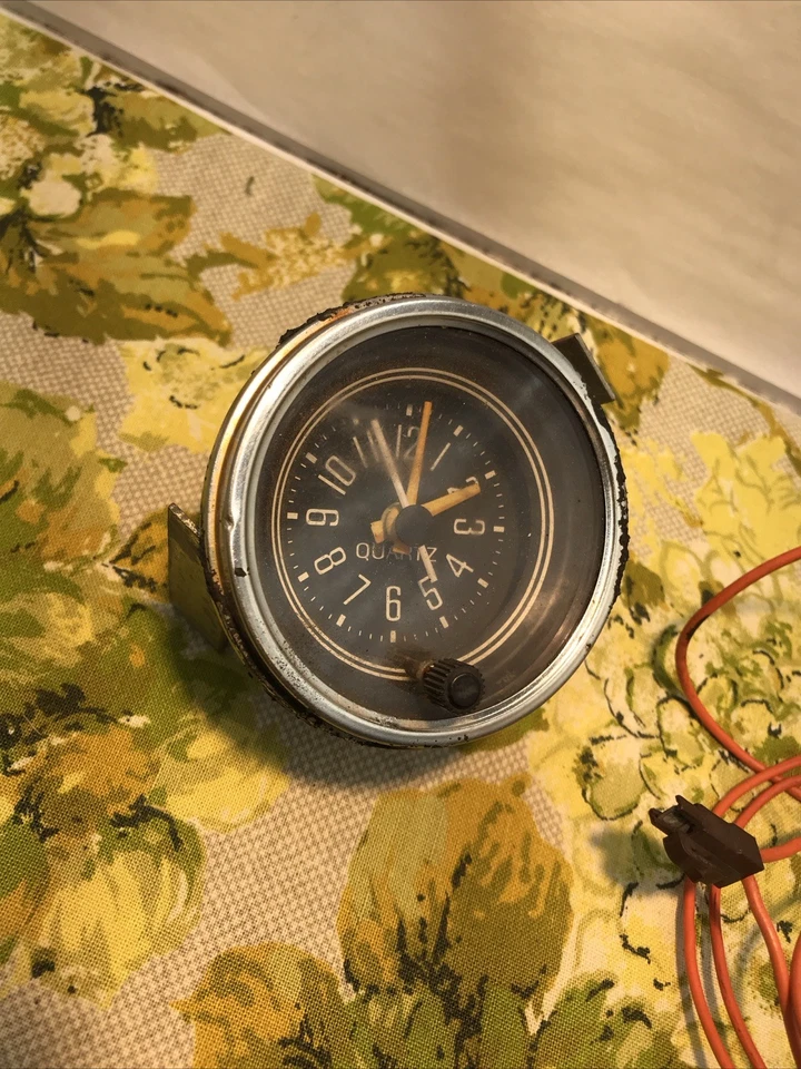 Original OEM 1976-1986 AMC Jeep CJ CJ5 CJ7 CJ8 Clock Laredo Renegade - Image 3 of 4