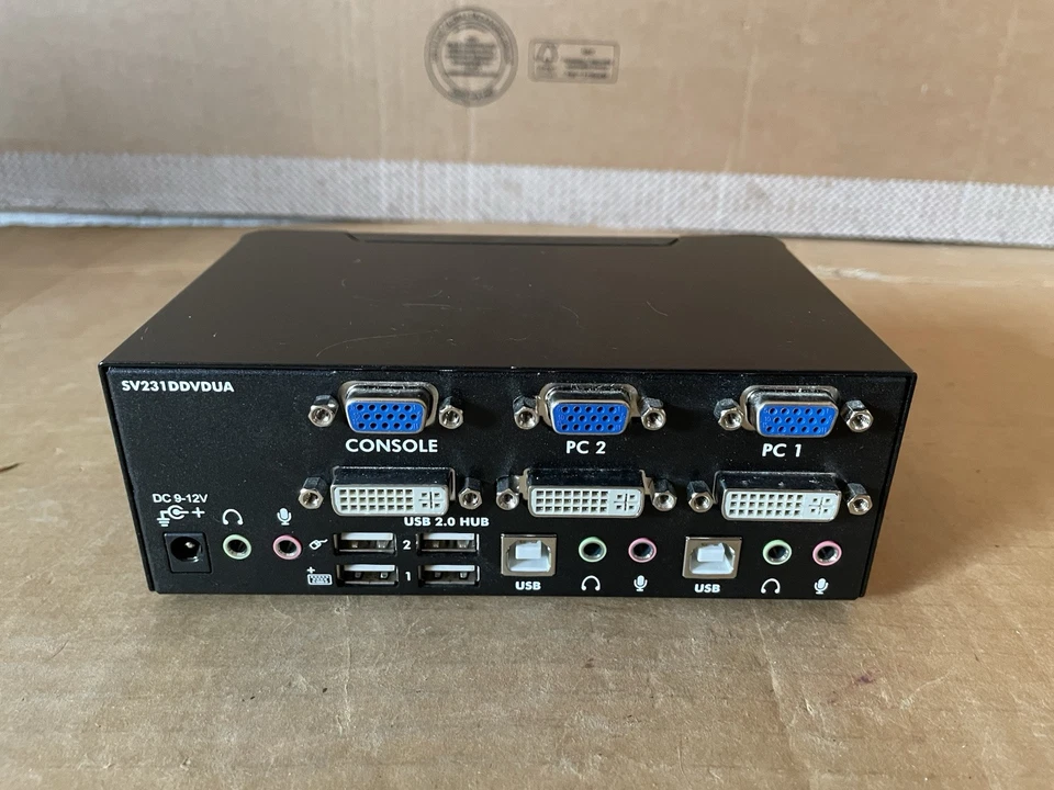 StarTech.Com   SV231DDVDUA   2 Port DVI VGA KVM Switch mit USB Audio und USB 2.0 - Bild 2 von 3