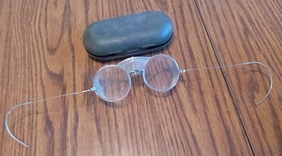 Gafas de seguridad de malla de alambre seguras KING Lite de colección de los años 40 con estuche Steampunk Foto 3 de 4