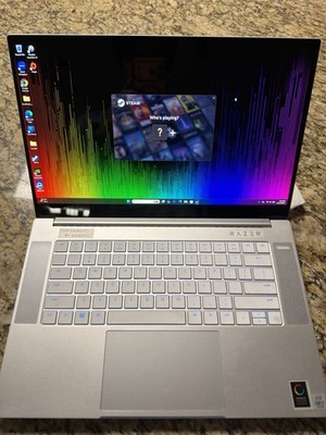 Razer Blade 15 (2020) I7 RTX 2070 Max-Q 15.6 144Hz 16GB RAM 512GB SSD Gaming PC