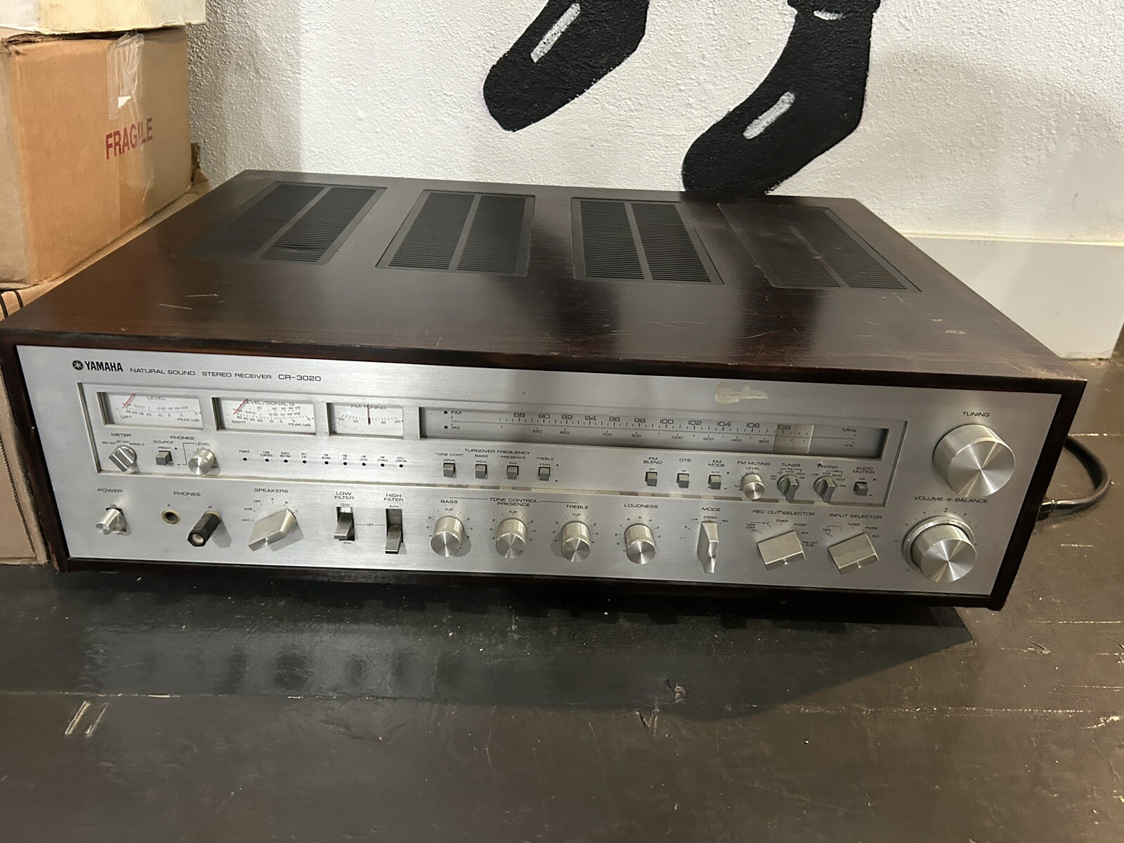 RARE YAMAHA CR 3020 STEREO Holy Grail Amp Audio Gear Vintage NEEDS REPAIR