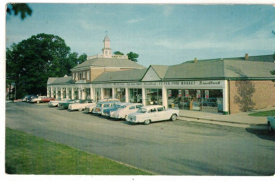c1960 Postcard: Drexelbrook Shopping Center   Drexel Hill, PA - Lots of Autos!