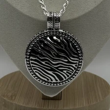 PREMIER DESIGNS ZEBRA PRINT SAFARI PENDANT NECKLACE