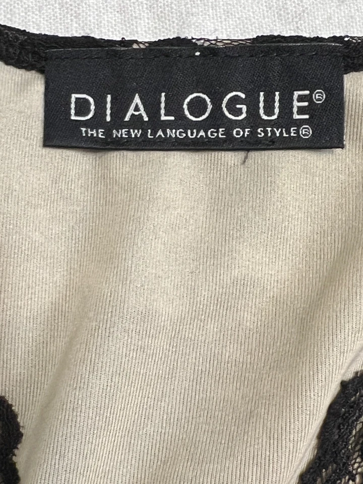 Blusa Top Dialogue Negra Encaje Forrada Desnudo L Transparente Floral Superposición Manga Corta Foto 3 de 4