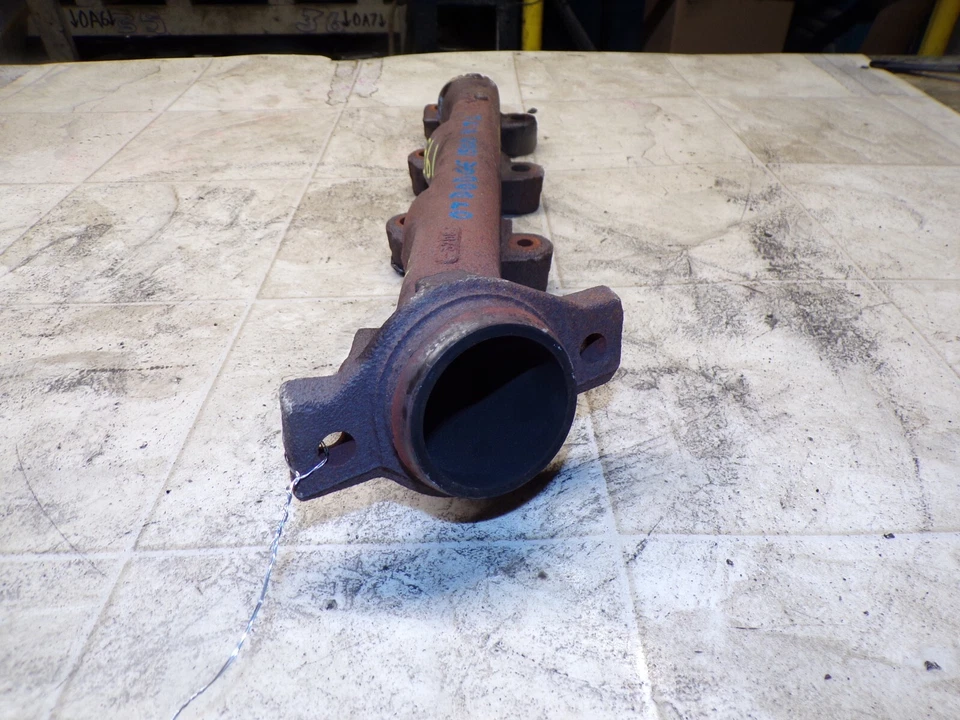 Dodge Pickup 1500 00-07 Durango 2002-2007 4,7 colector de escape pasajero derecho Foto 4 de 4