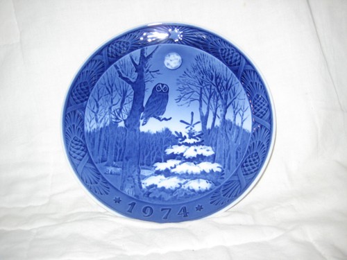 Piatto Royal Copenhagen Danimarca 1974 Vintage "Winter Twilight" 7" Collezione Gufo - Foto 2 di 6