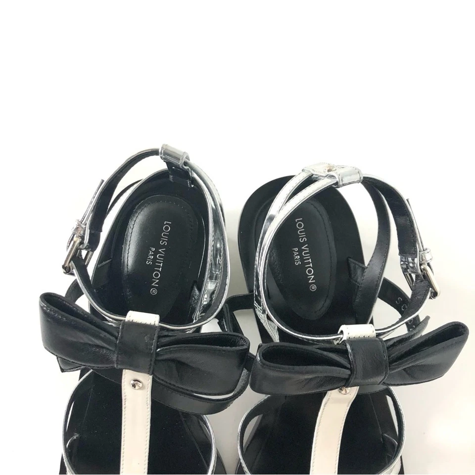 全新 Louis Vuitton Fornasetti 2021 LV Monogrammed Peplum 坡跟凉鞋 35.5 — 第 4/4 张图片