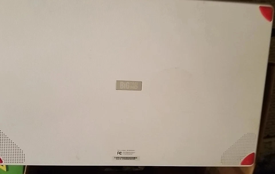 Tablet Nabi 20" Big Tab HD Android cargada con juegos para niños Foto 4 de 4