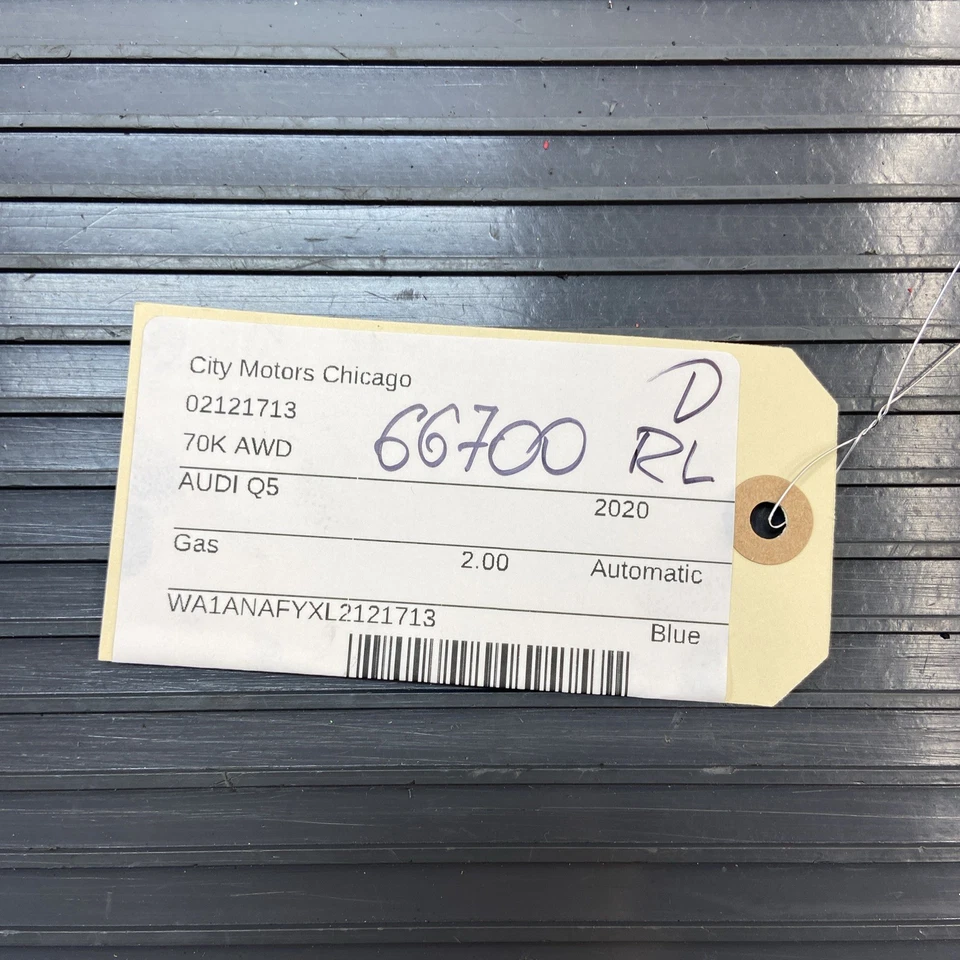 2018-2025 奥迪 Q5 80A FY 左后轮拱蓝色 LX5H 80A853817A 原始设备制造商 * 注 * — 第 2/4 张图片