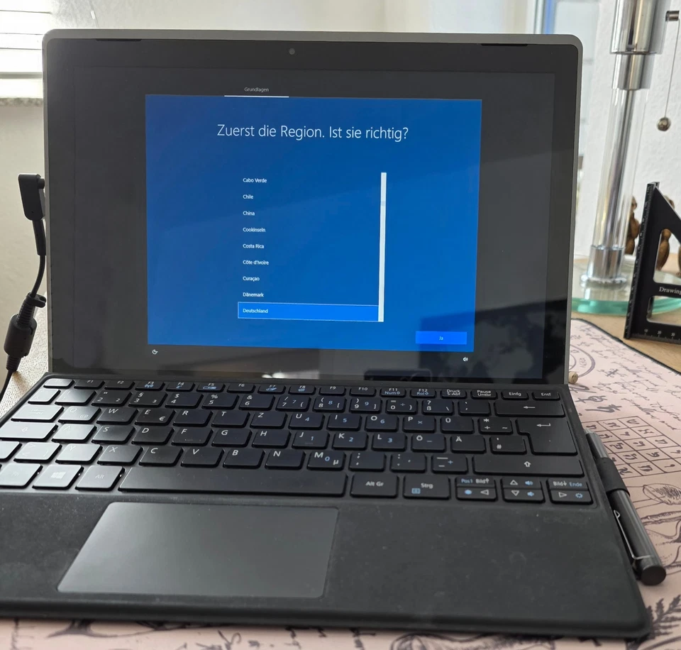 Acer Switch 3 SW312-31 12,2" - Bild 4 von 4