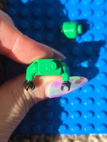 Lego Killer Croc 7780 Batman Minifigure REAL GENUINE  Bat008 RARE!!!