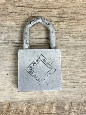 Vintage Antique Milwaukee Lock MFG Co. Padlock No Key Makers Of Twiskee Read