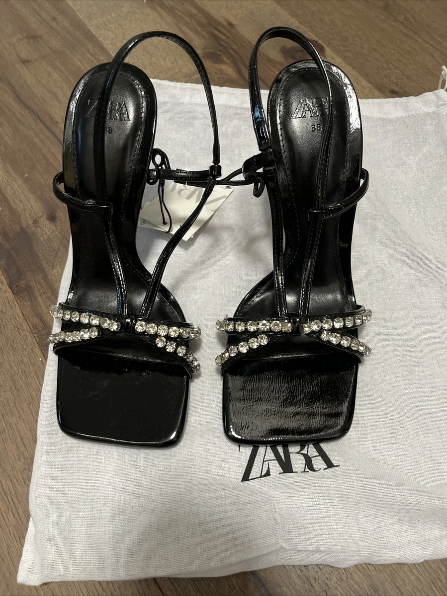 Zara square heels 2025