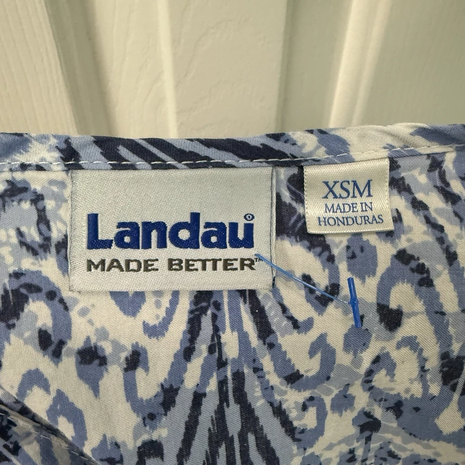 Landau 女式 XS Ceil 蓝色白色海军蓝图案口袋 V 领磨砂上衣 — 第 3/4 张图片