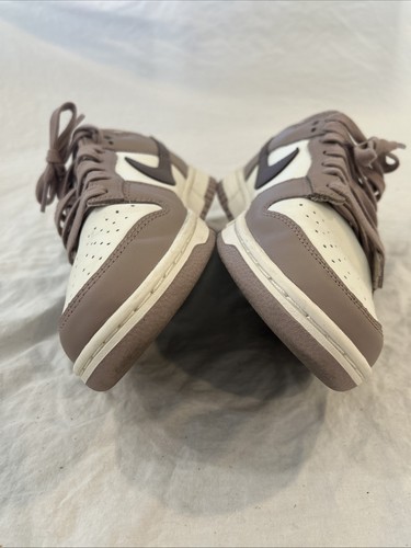Nike Dunk Low Basketball Sneaker, taglia 8,5, donna, viola - Foto 4 di 12