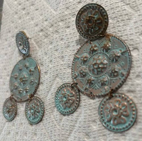 VINTAGE BOHO PIERCED COPPER DANGLING EARRINGS - Picture 2 of 4