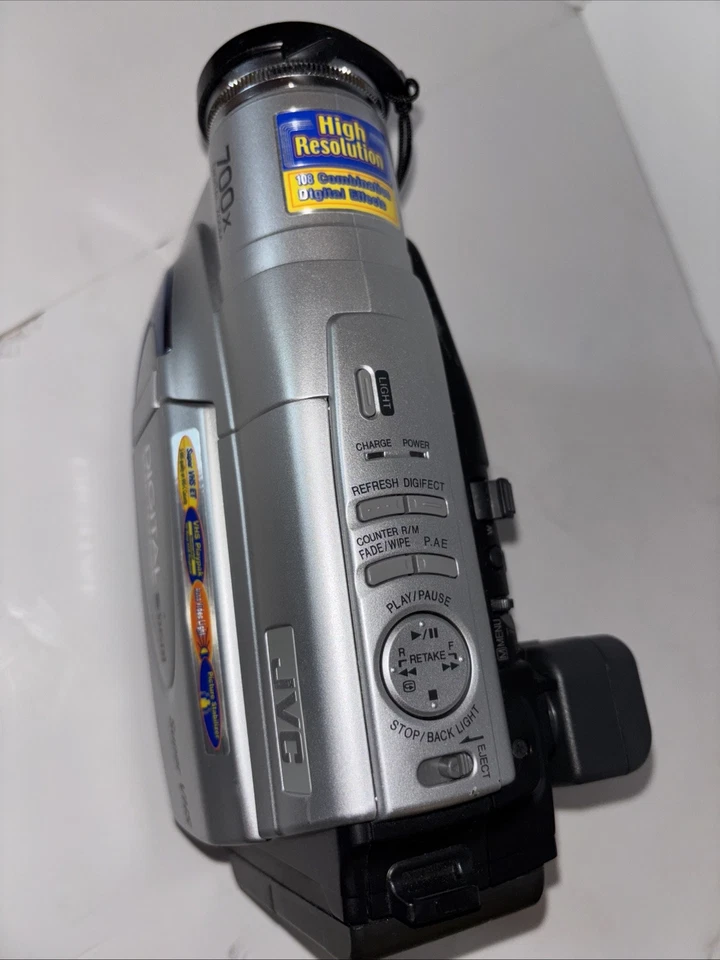 JVC GR-SXM260 Camcorder -  Silver Untested No Charger VHS Video Camcorder - Image 2 of 4