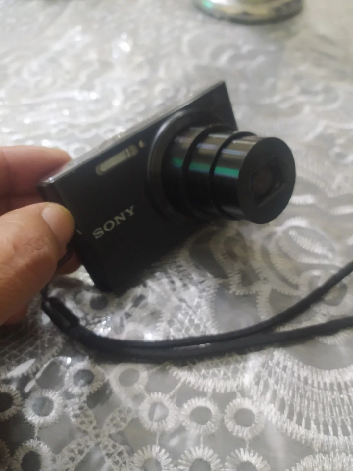 Used Sony Cyber-Shot DSC-W830 20.1 MP Compact Digital Camera Black - Image 4 of 4