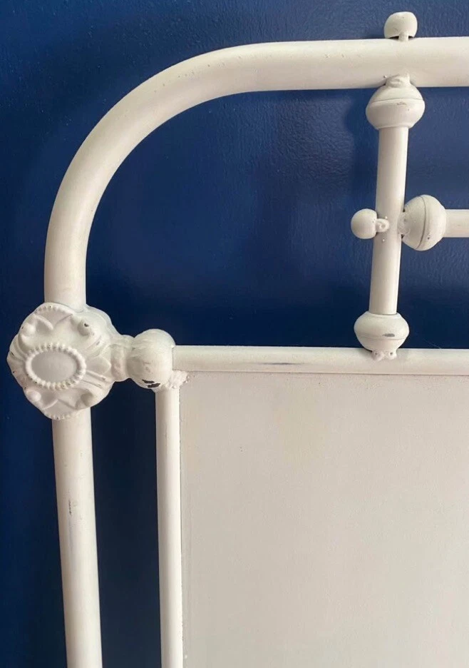 Cabecero doble de hierro blanco antiguo herrajes de restauración solo recogida Foto 2 de 4