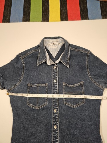 Tommy Hilfiger Girls Denim Button Down Shirt Stretch Size 12 Color Blue Vintage - Picture 7 of 10