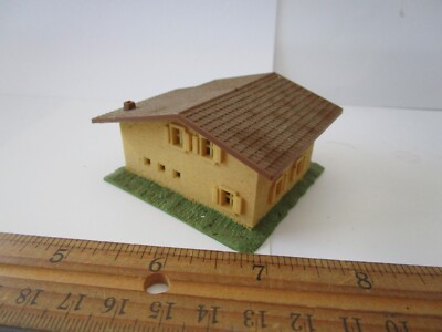 Vintage Built N Scale Country Village House Building For Train