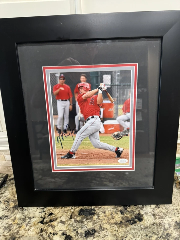 Mike Trout Rookie 8x10 Autograph Batting ! JSA Certified! Great Piece - Image 4 of 4
