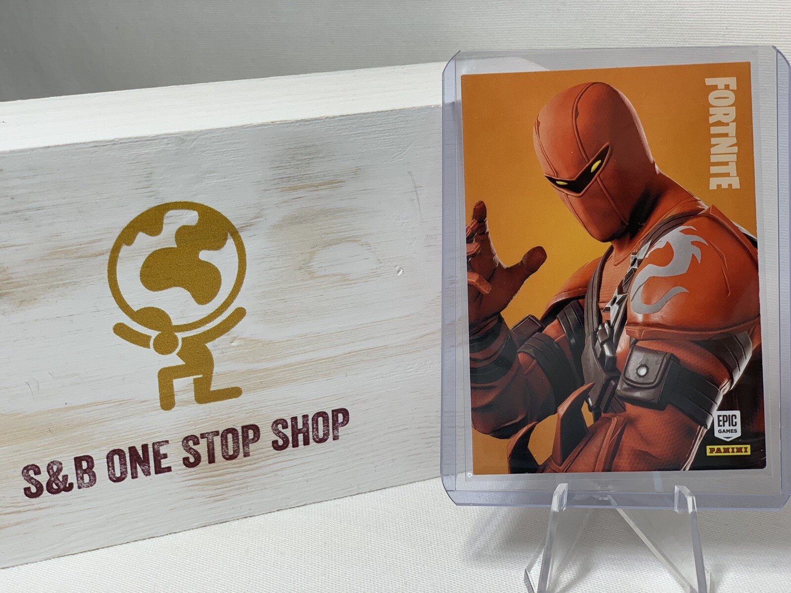 Hybrid #257 Legendary Outfit - Panini Epic Games - Fortnite Series 1 2019