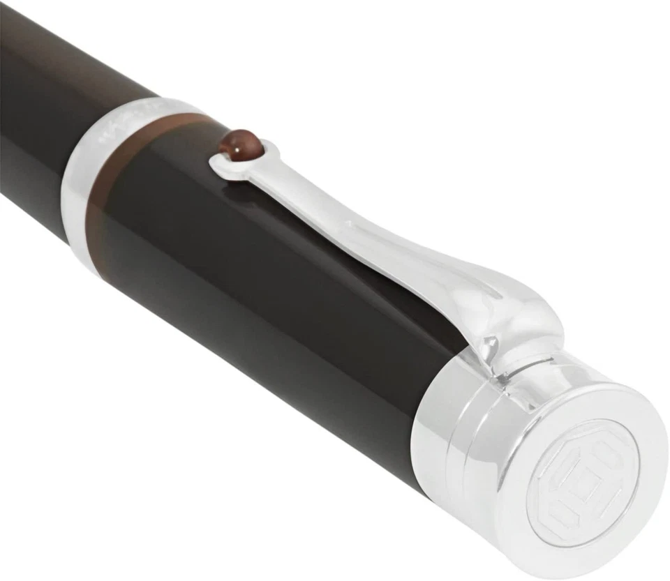 Pluma Estilográfica Montegrappa Desiderio Marrón Chocolate 18kt Mediana (ISDET3AW) Foto 3 de 4